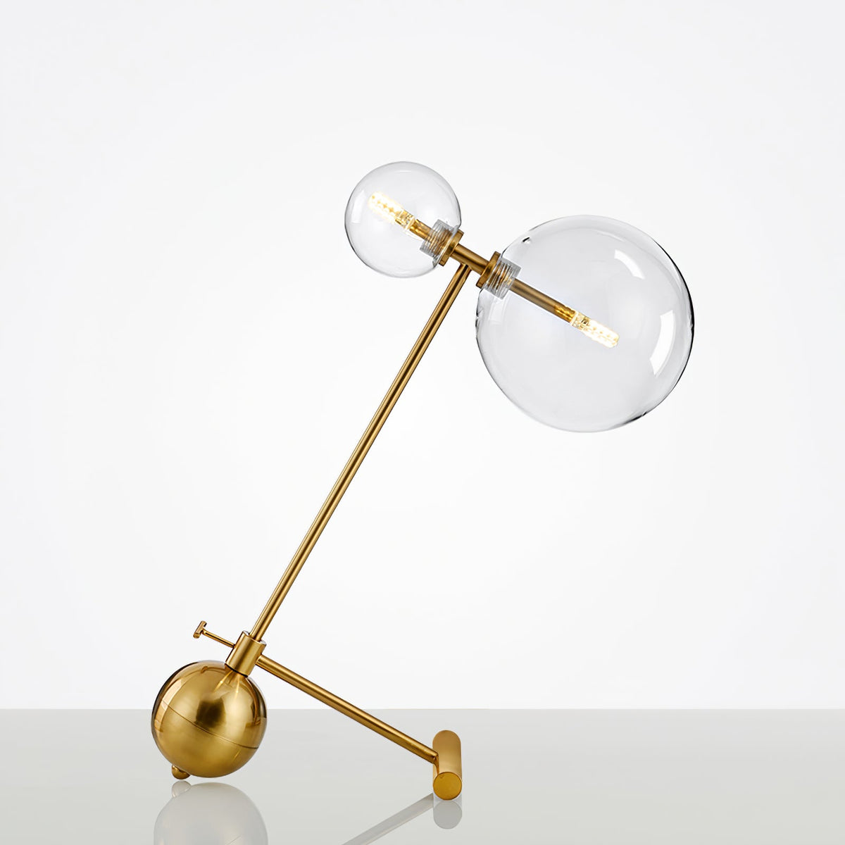 Deno nowoczesna lampa stołowa