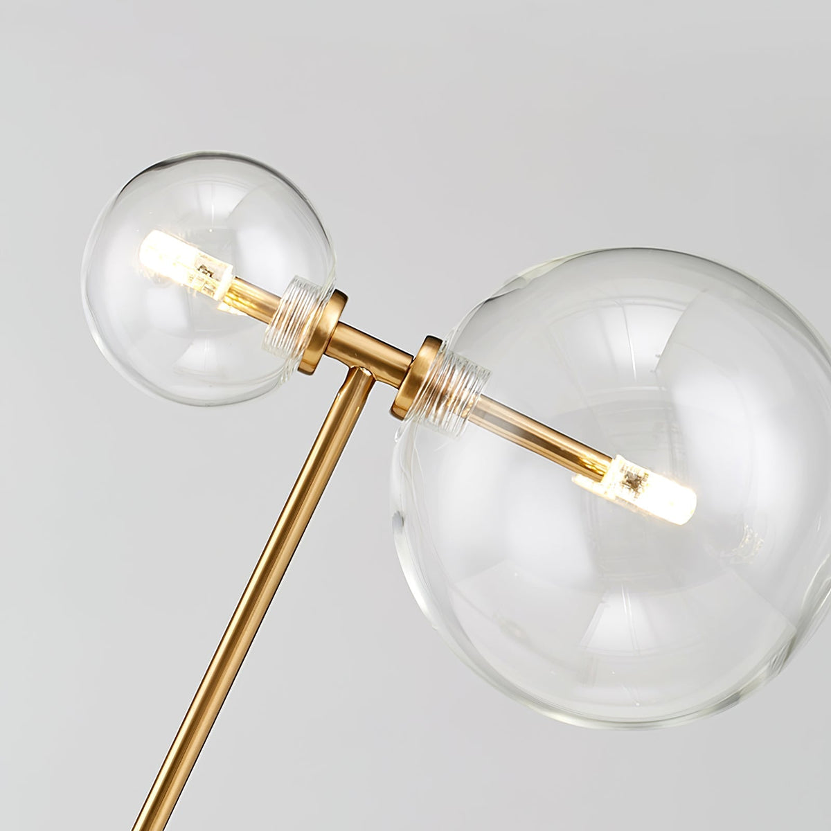 Deno nowoczesna lampa stołowa