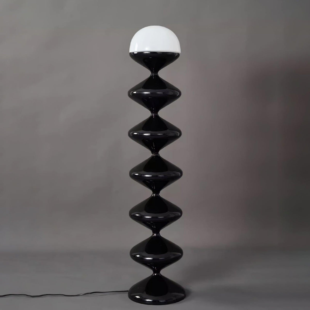 Noreriella lampa stojąca