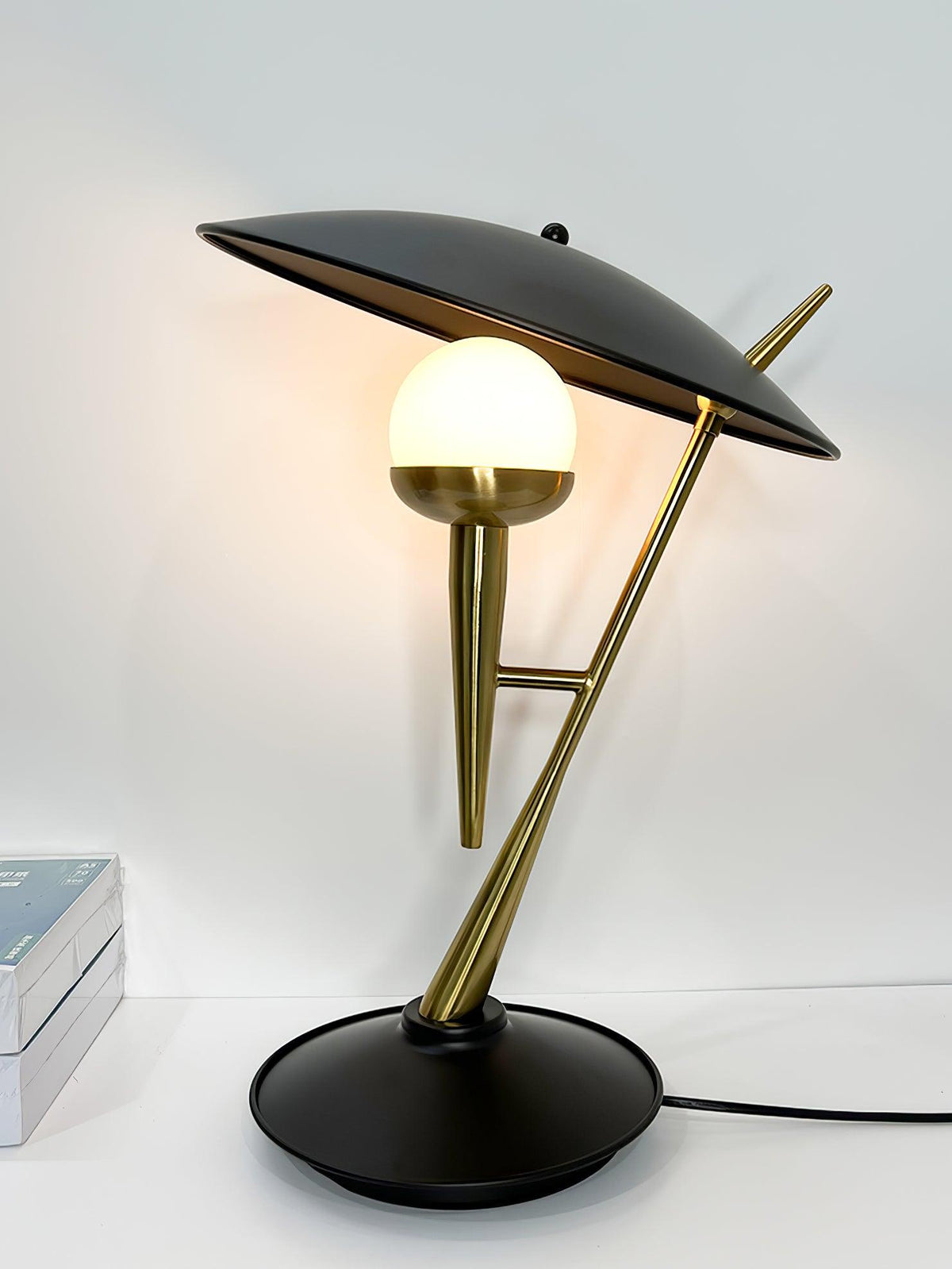 Riviella nowoczesna lampa stołowa