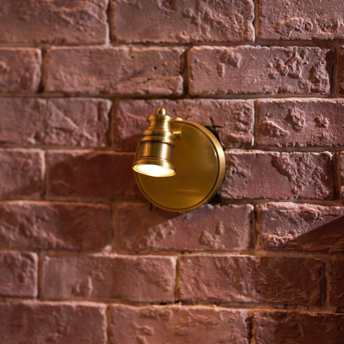 Corten Brass kinkiet