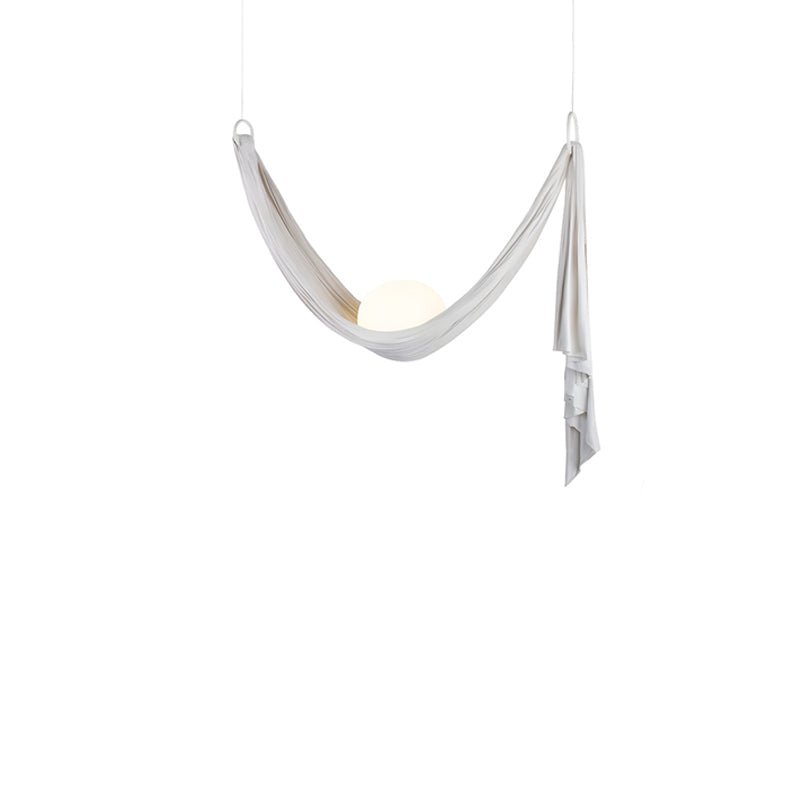 Serelia wisząca lampa sufitowa z tkaniną w stylu zasłony