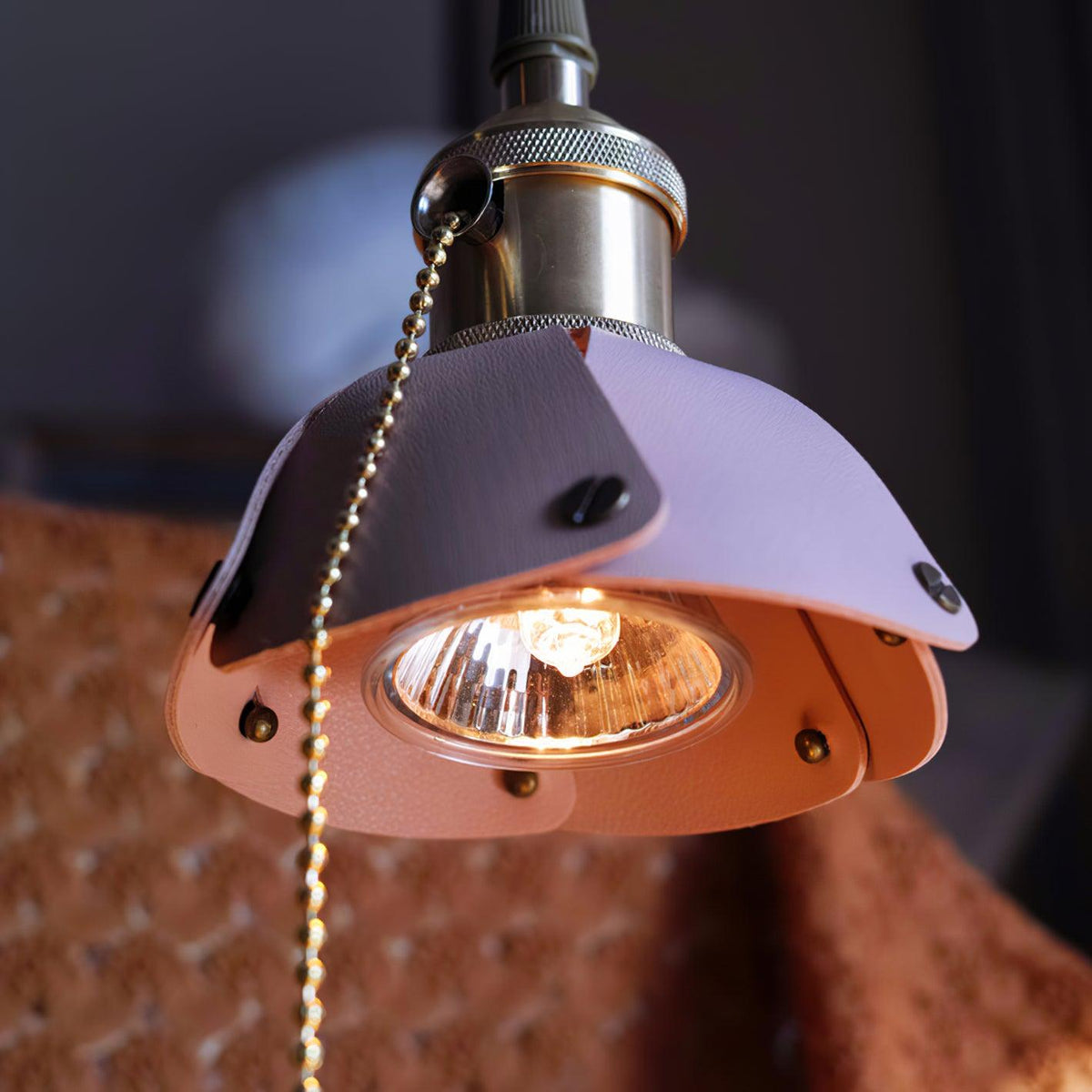 Clark nowoczesna lampa stołowa z drewna