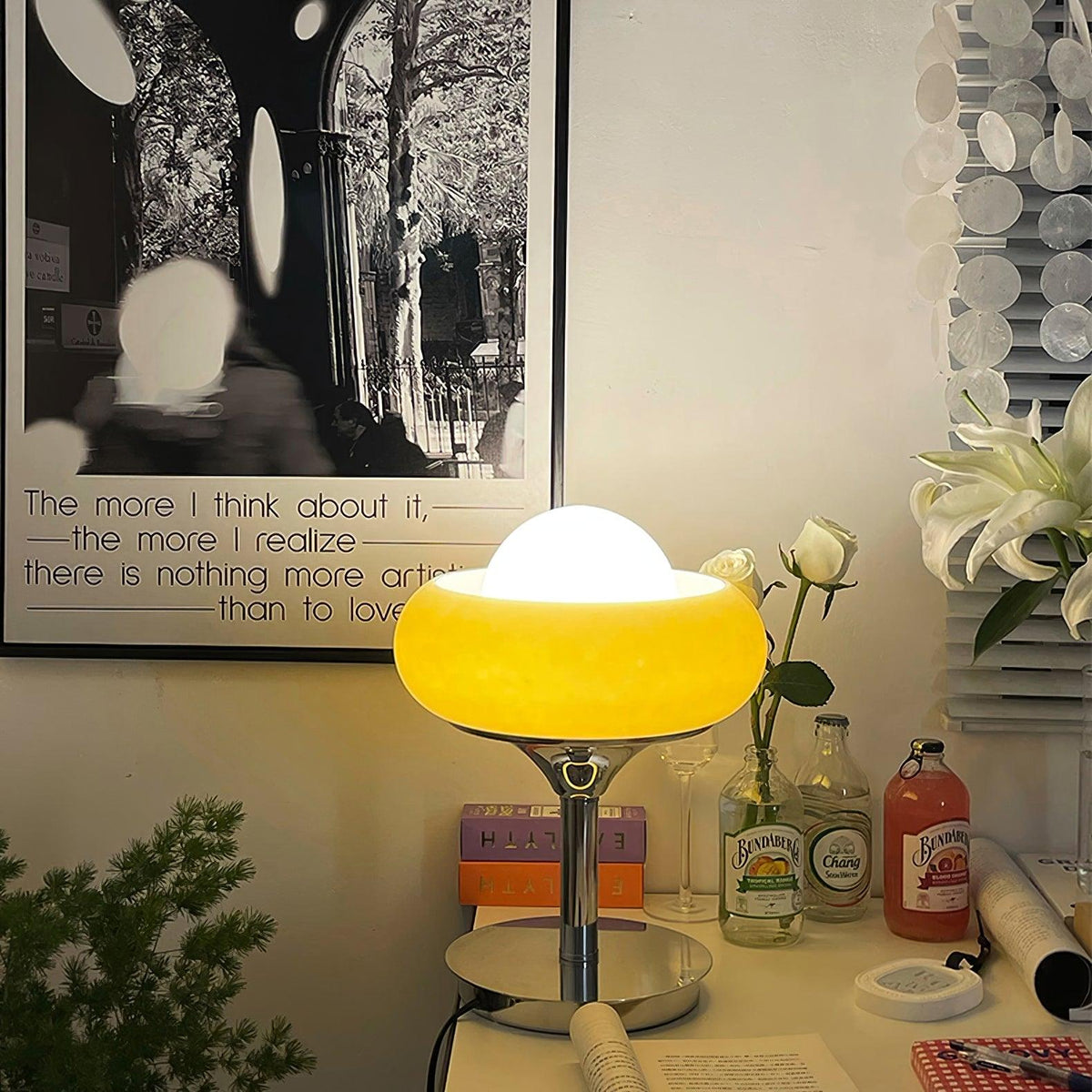 Solise lampa stołowa ze szkła w stylu retro