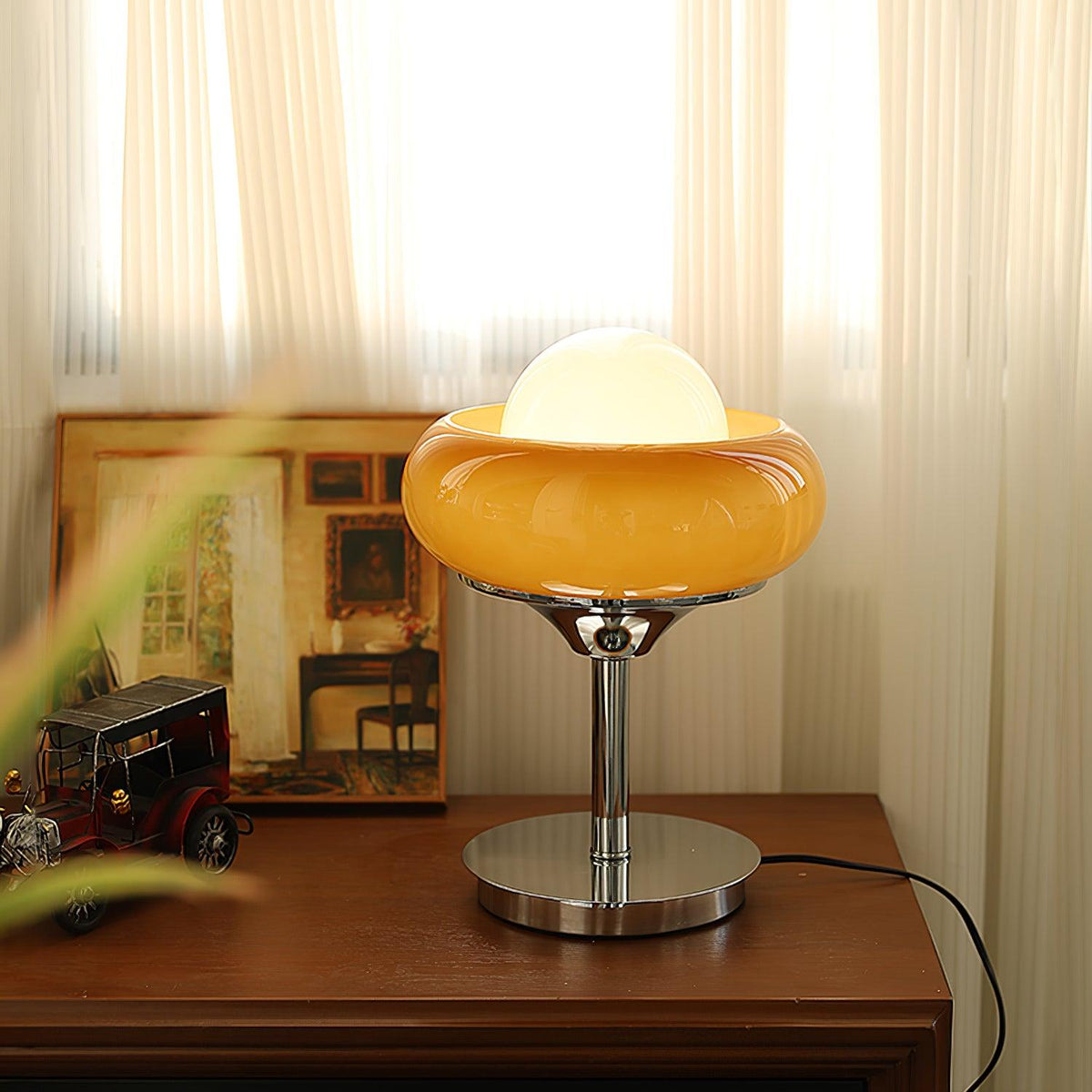 Solise lampa stołowa ze szkła w stylu retro