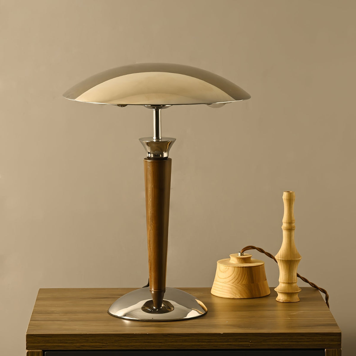 Orion Luxe lampa stołowa w stylu minimalistycznym ze szkła i drewna