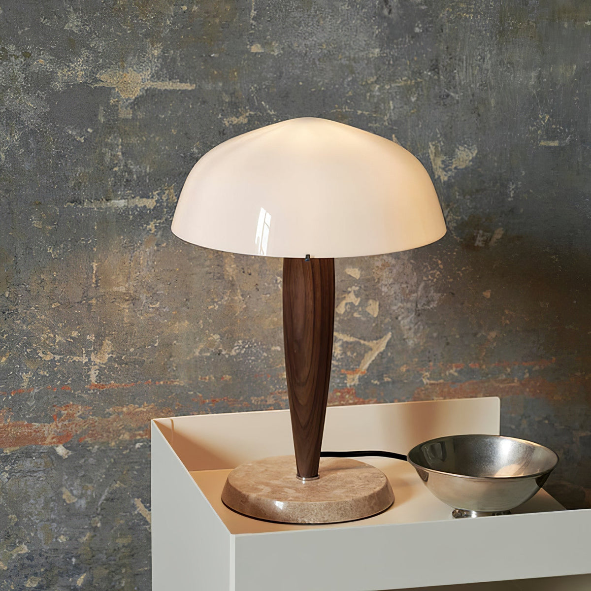 Emerson drewniana lampa stołowa