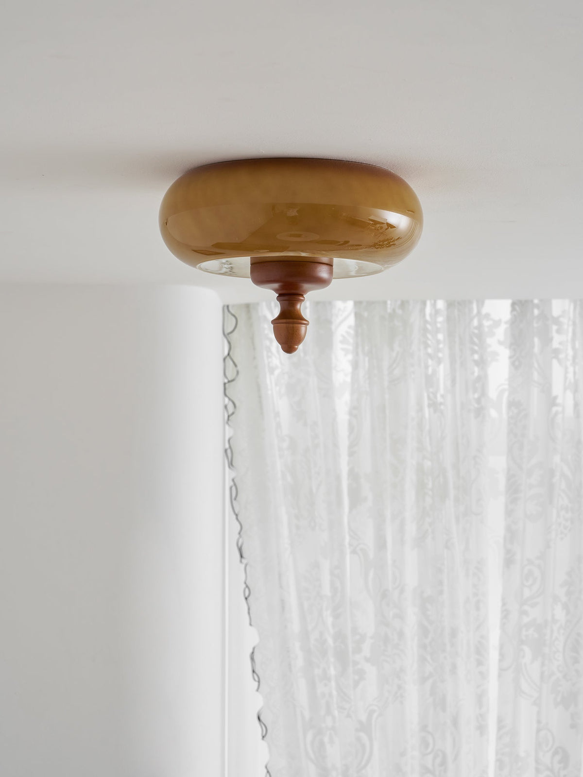 Renanian lampa sufitowa
