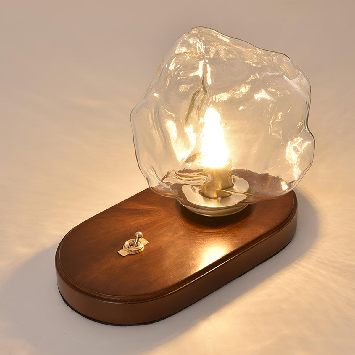 Lampa stołowa Maris ze szkła i drewna