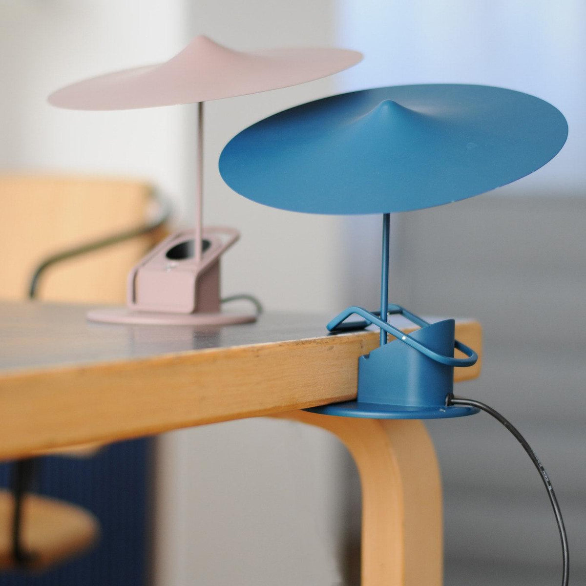 Lumoce lampa stołowa futurystyczna