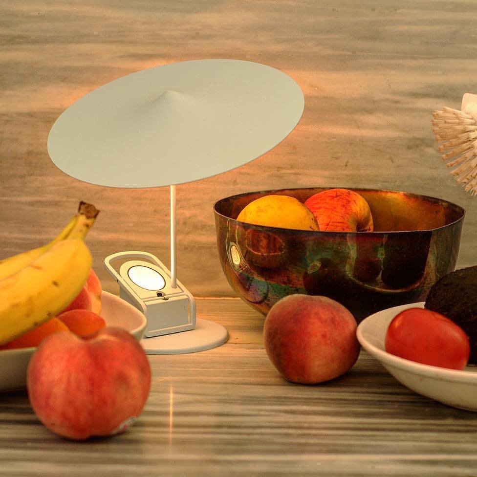 Lumoce lampa stołowa futurystyczna