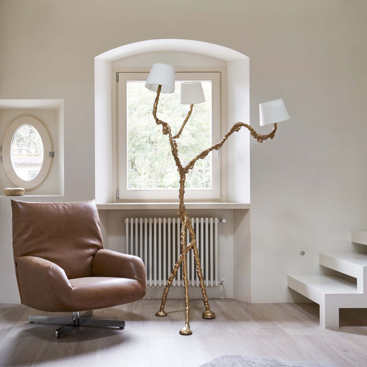 Branny zewnętrzna lampa stojąca