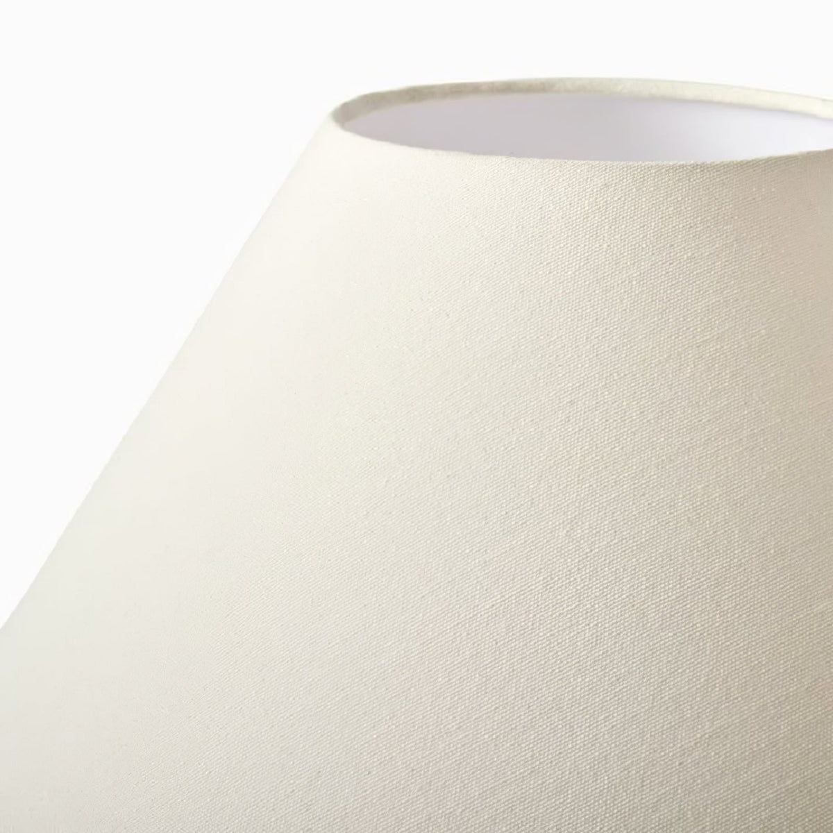 Lindenier drewniana lampa stołowa