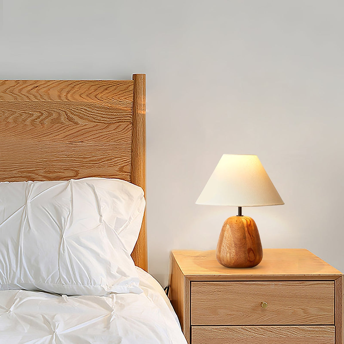 Lindenier drewniana lampa stołowa
