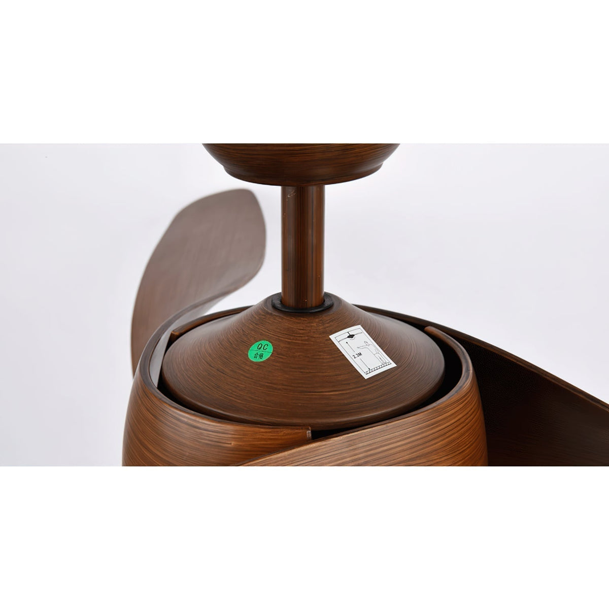 Liororeon lampa sufitowa wentylatorowa