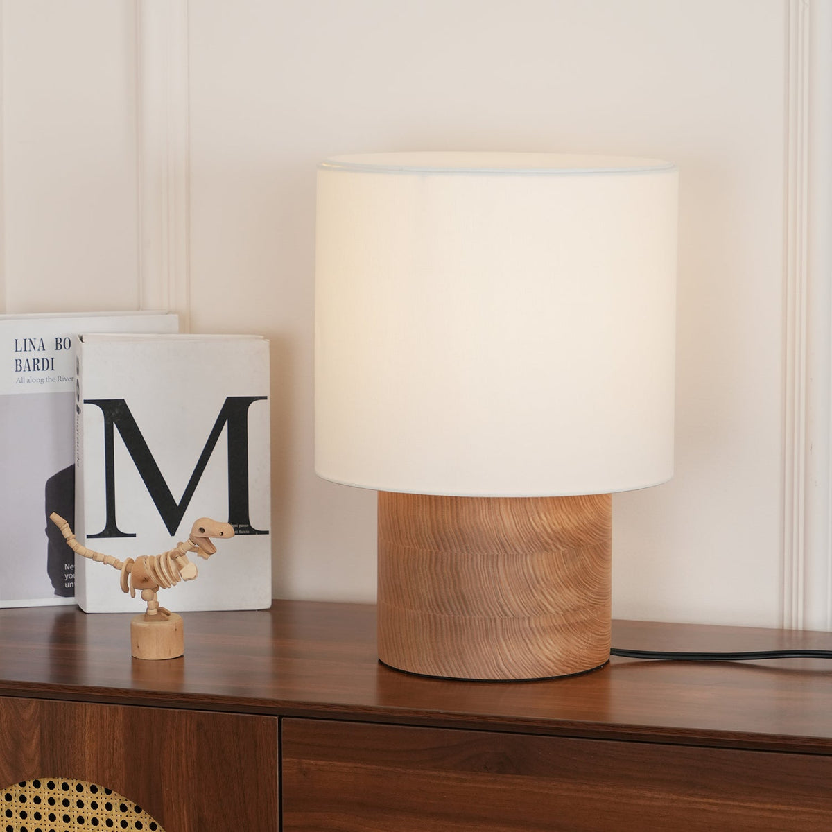 Alvira minimalistyczna lampa stołowa z drewna