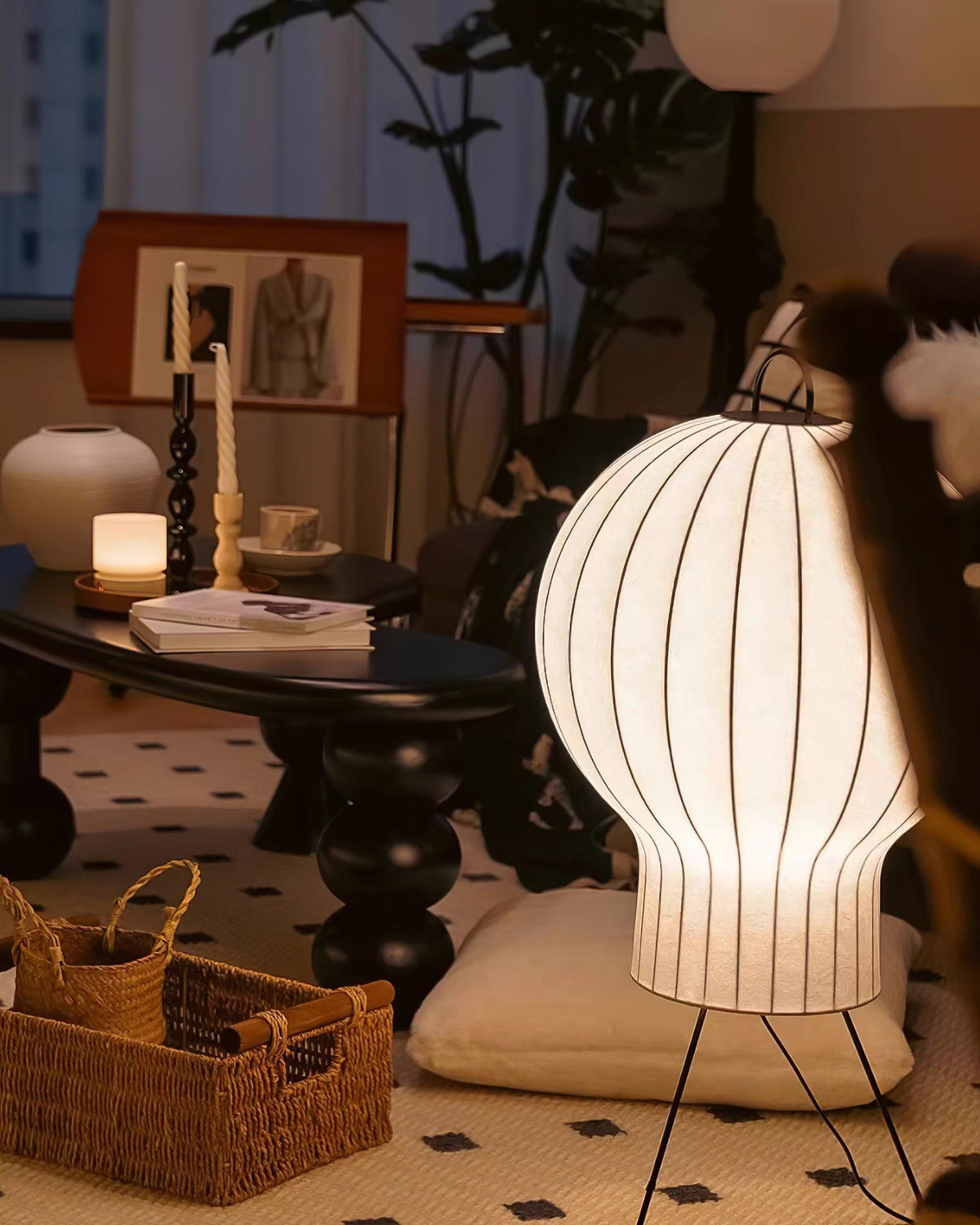Elaiine zewnętrzna lampa stojąca