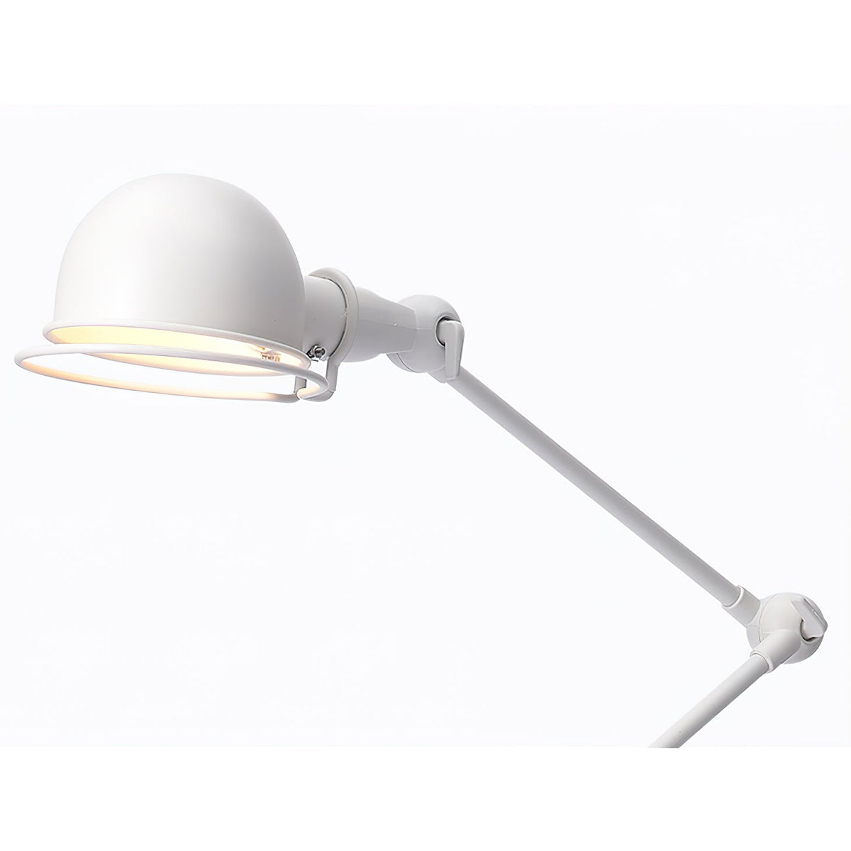 Orelalise lampa stojąca