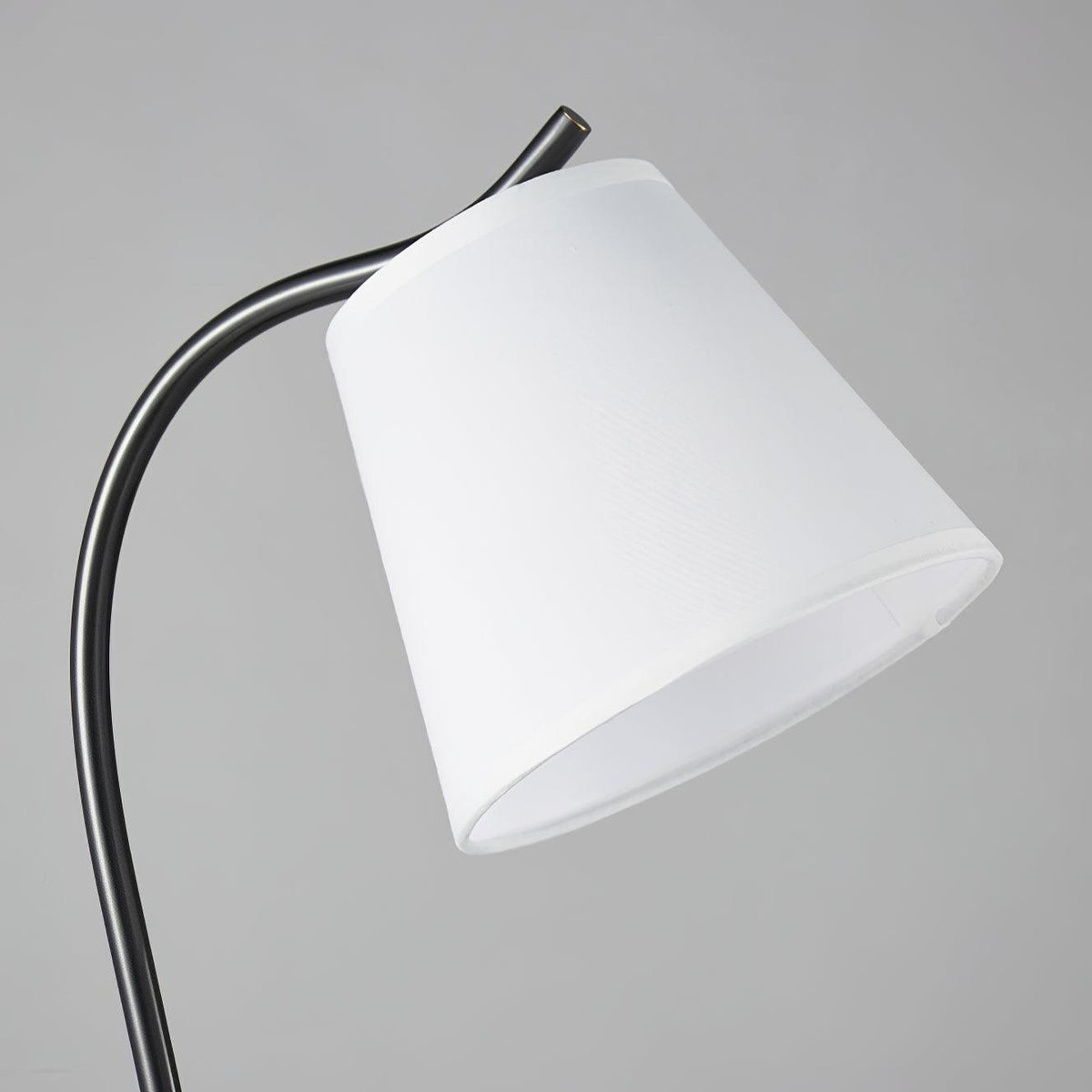 Etalil nowoczesna lampa stołowa