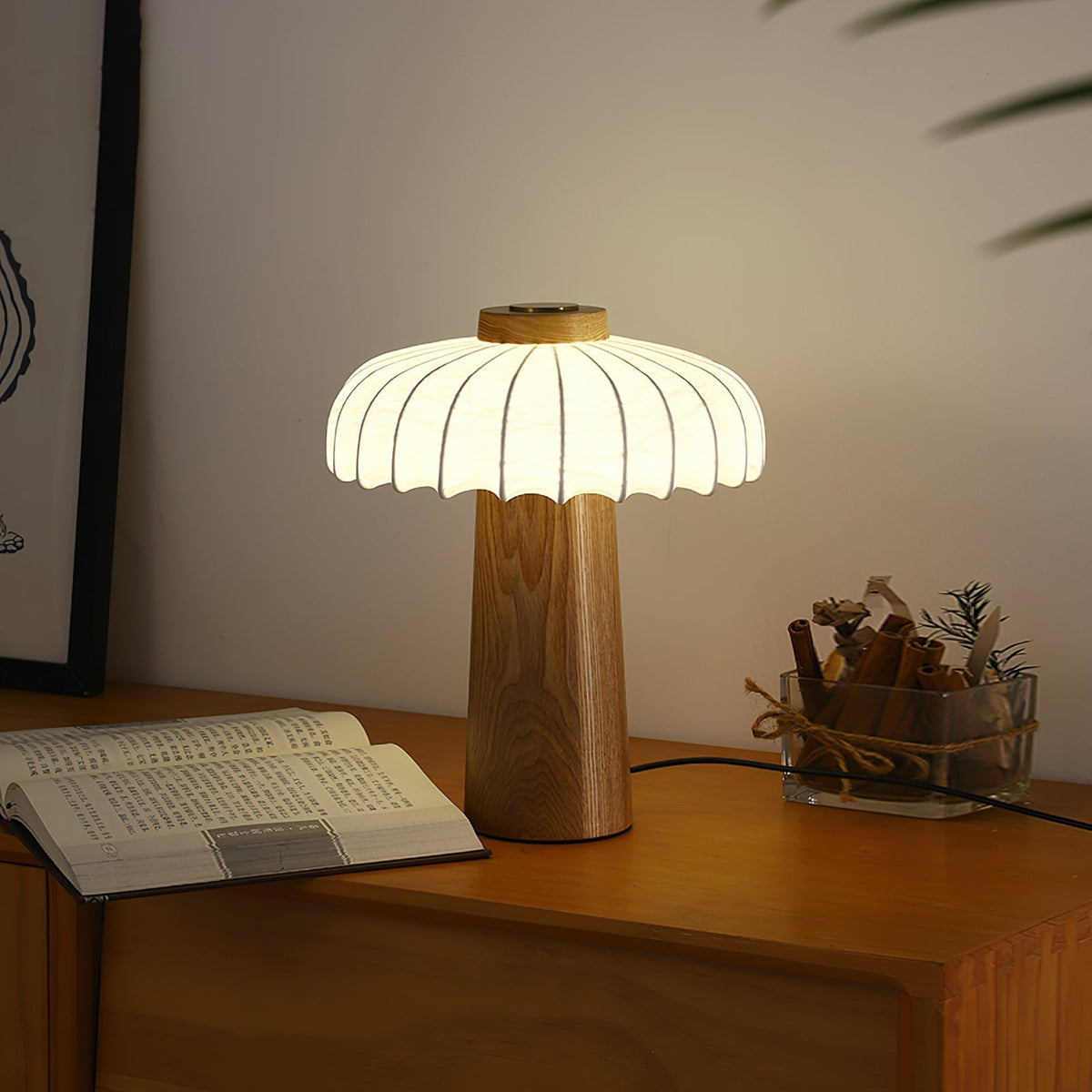 Teriarielle lampa stołowa