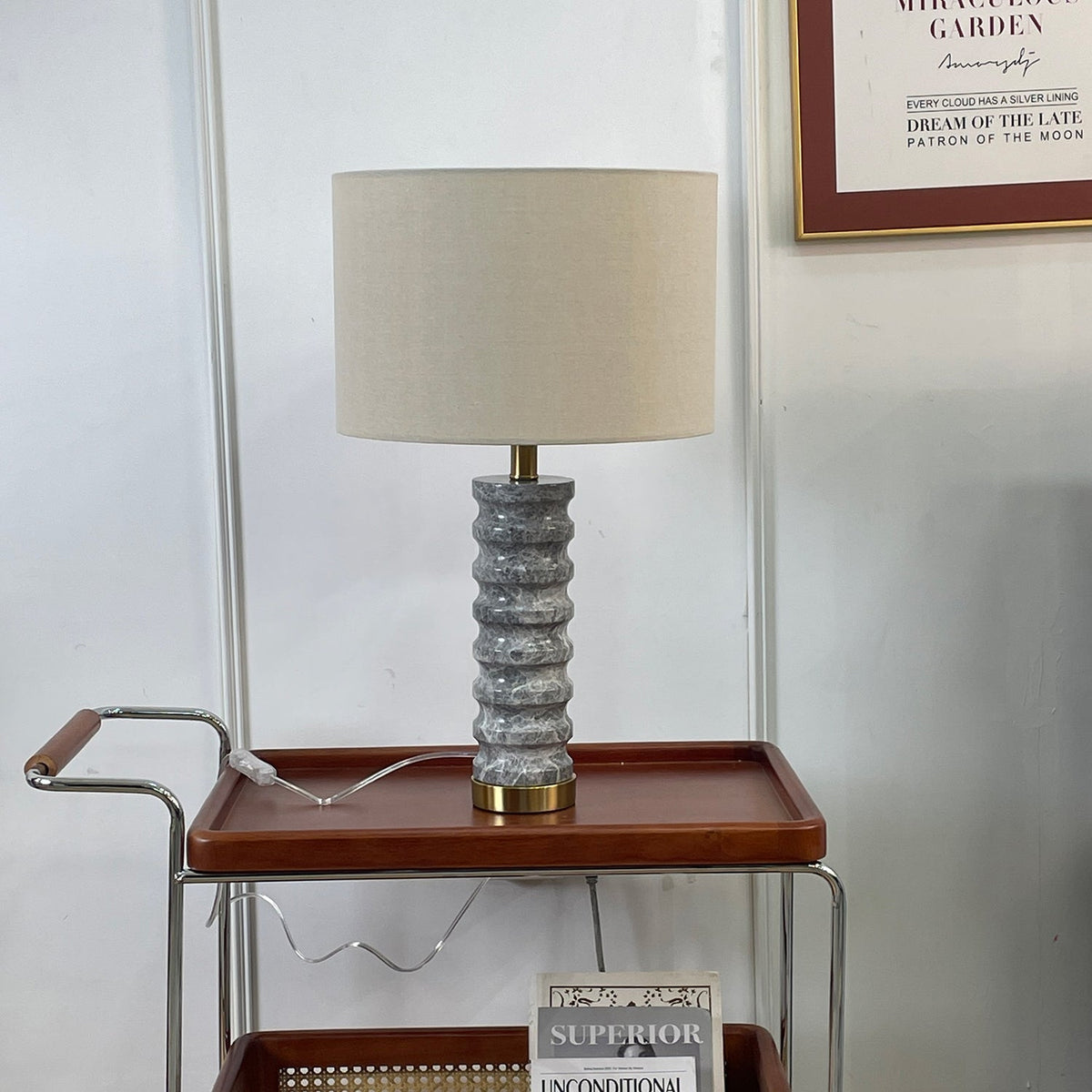 Waylon nowoczesna lampa stołowa z marmuru