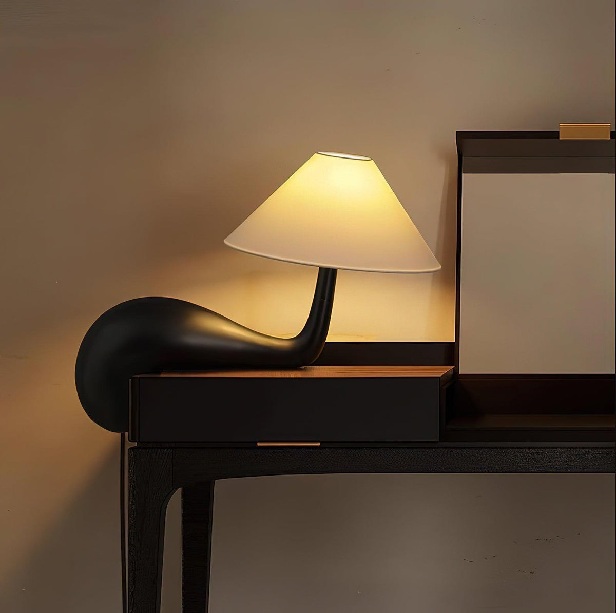 Lampa stołowa Solisise artystyczna z drewna