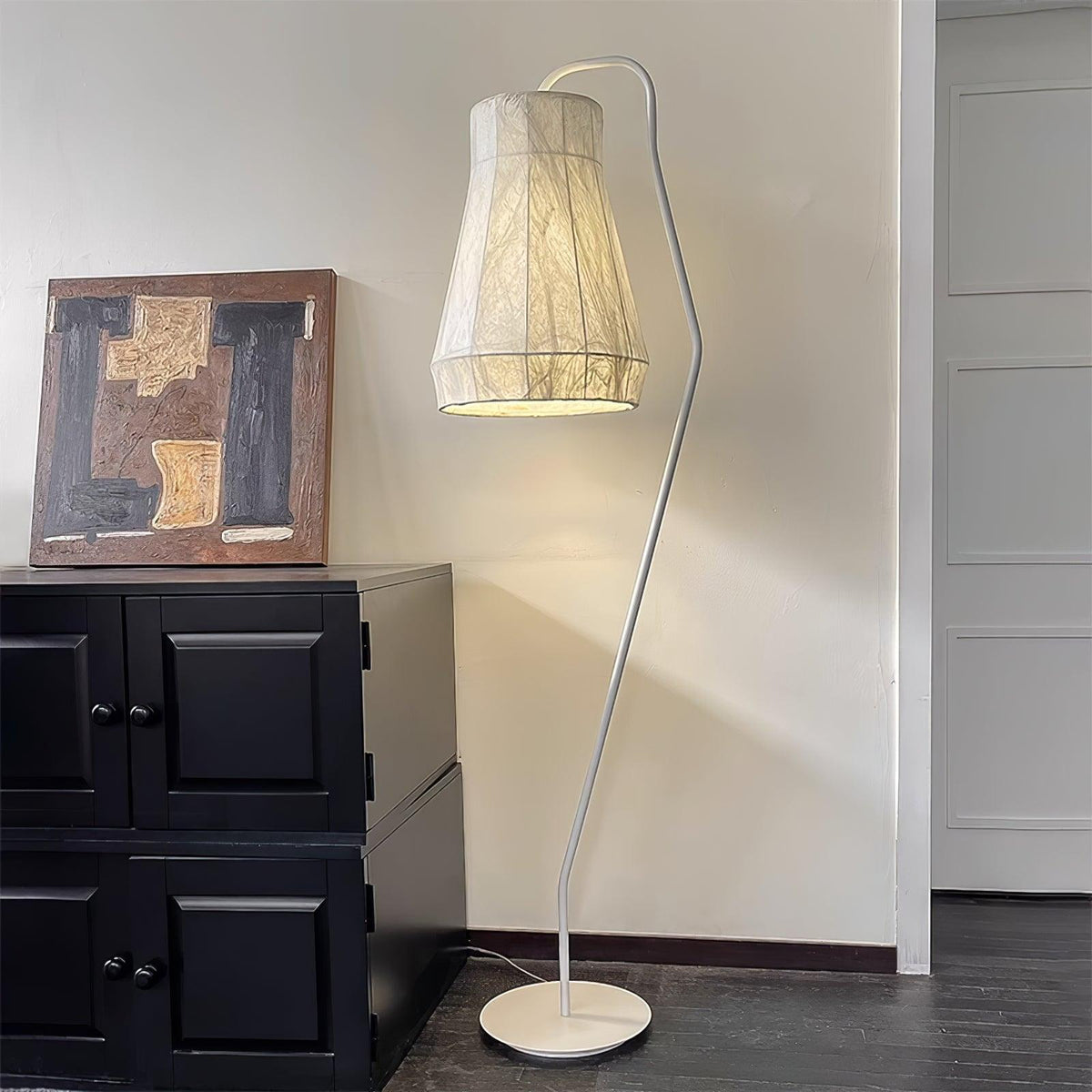 Otheir minimalistyczna lampa stojąca z płótna