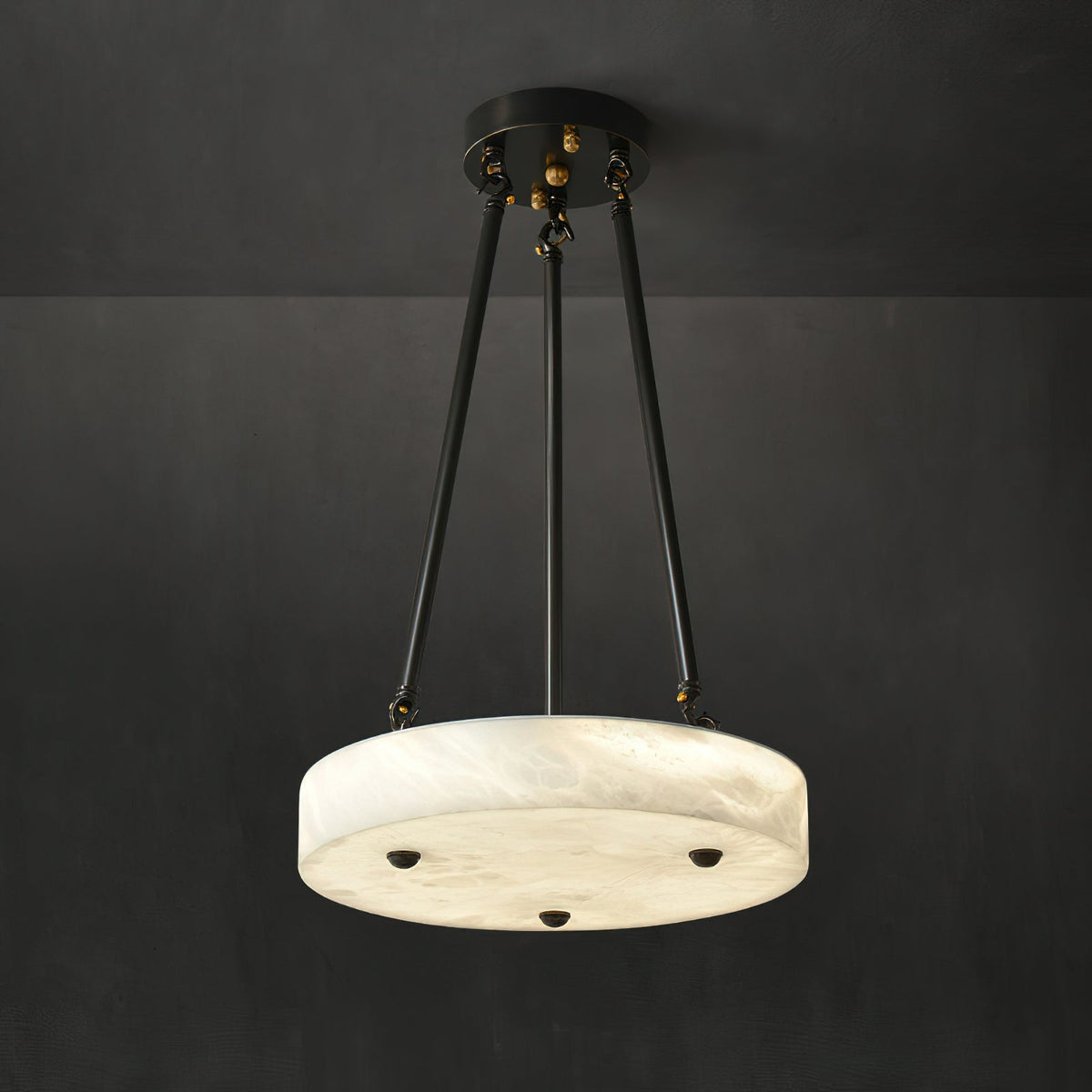 Lampa wisząca Avenivina z alabastrem