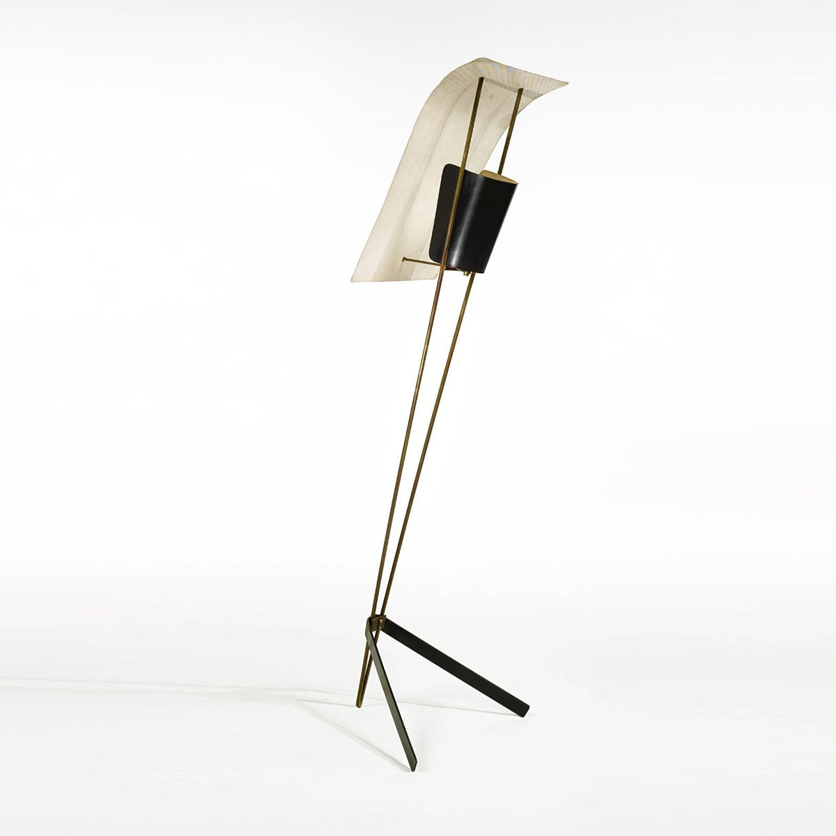 Ulvynil minimalistyczna lampa stojąca