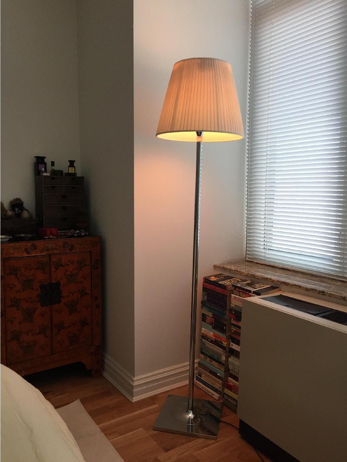 Garlan nowoczesna lampa stojąca z akrylu