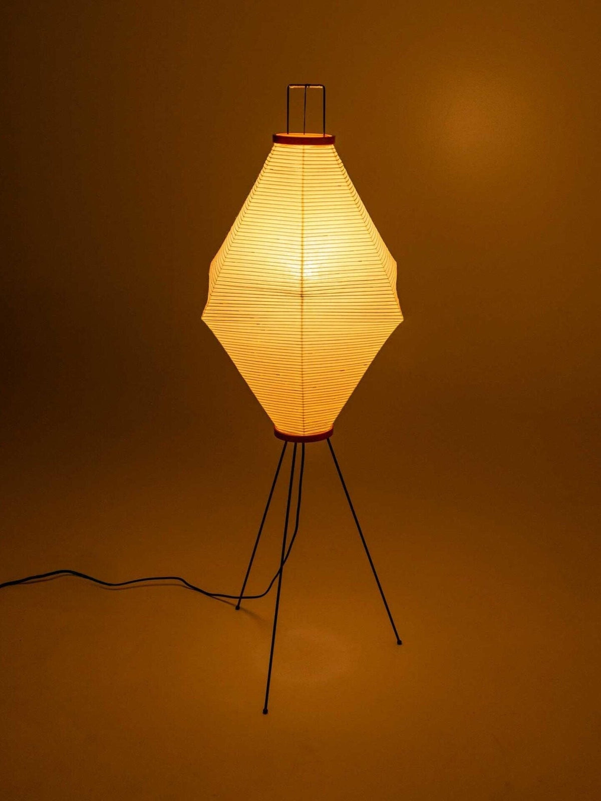 Cirelaine lampa stojąca
