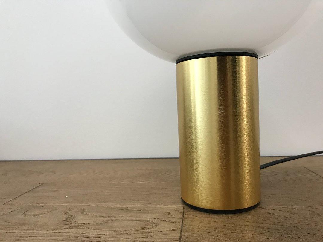Insken klasyczna lampa stołowa ze szkła
