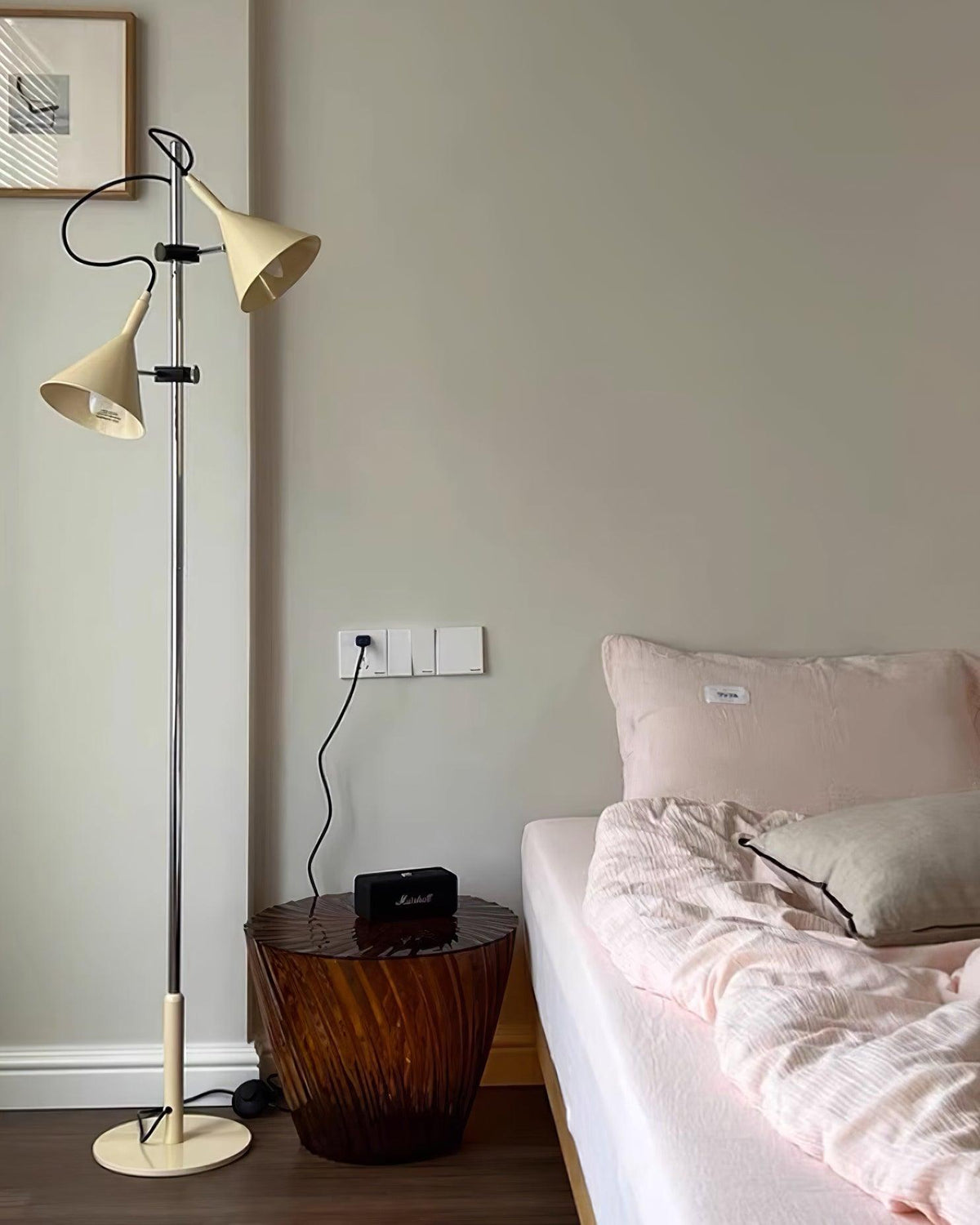 Laiton lampa stojąca