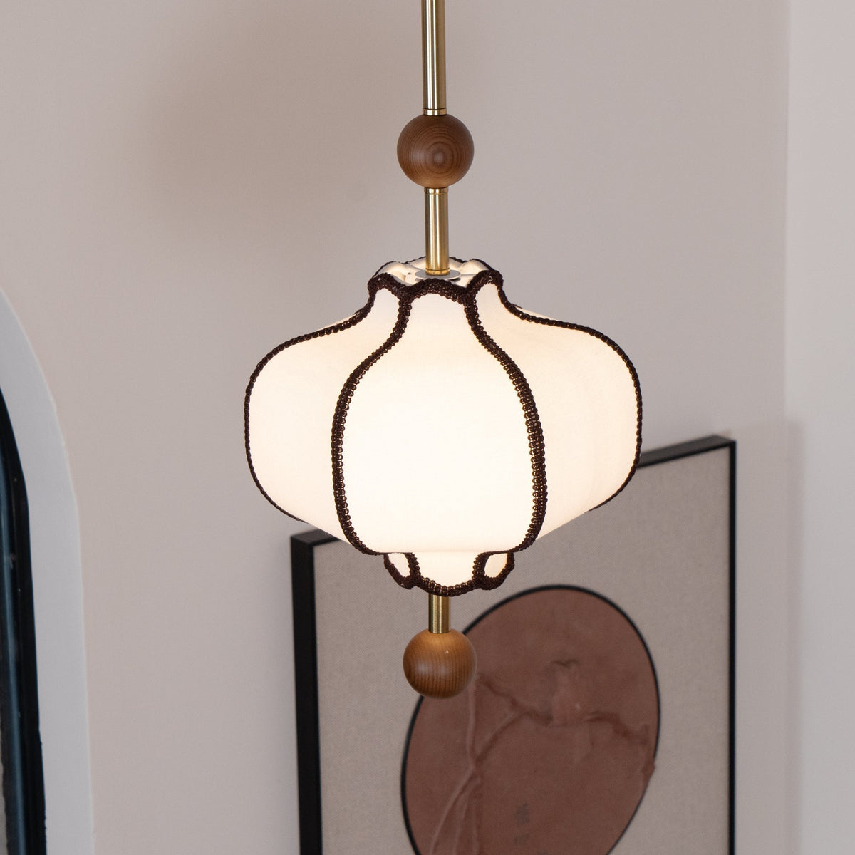 Aura lampa wisząca w stylu latarni z tkaniny