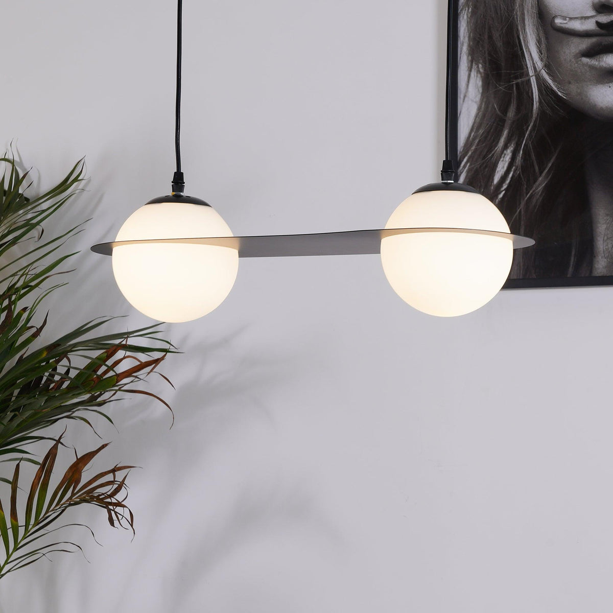 Irenol czarna lampa wisząca w stylu nowoczesnym Laurent