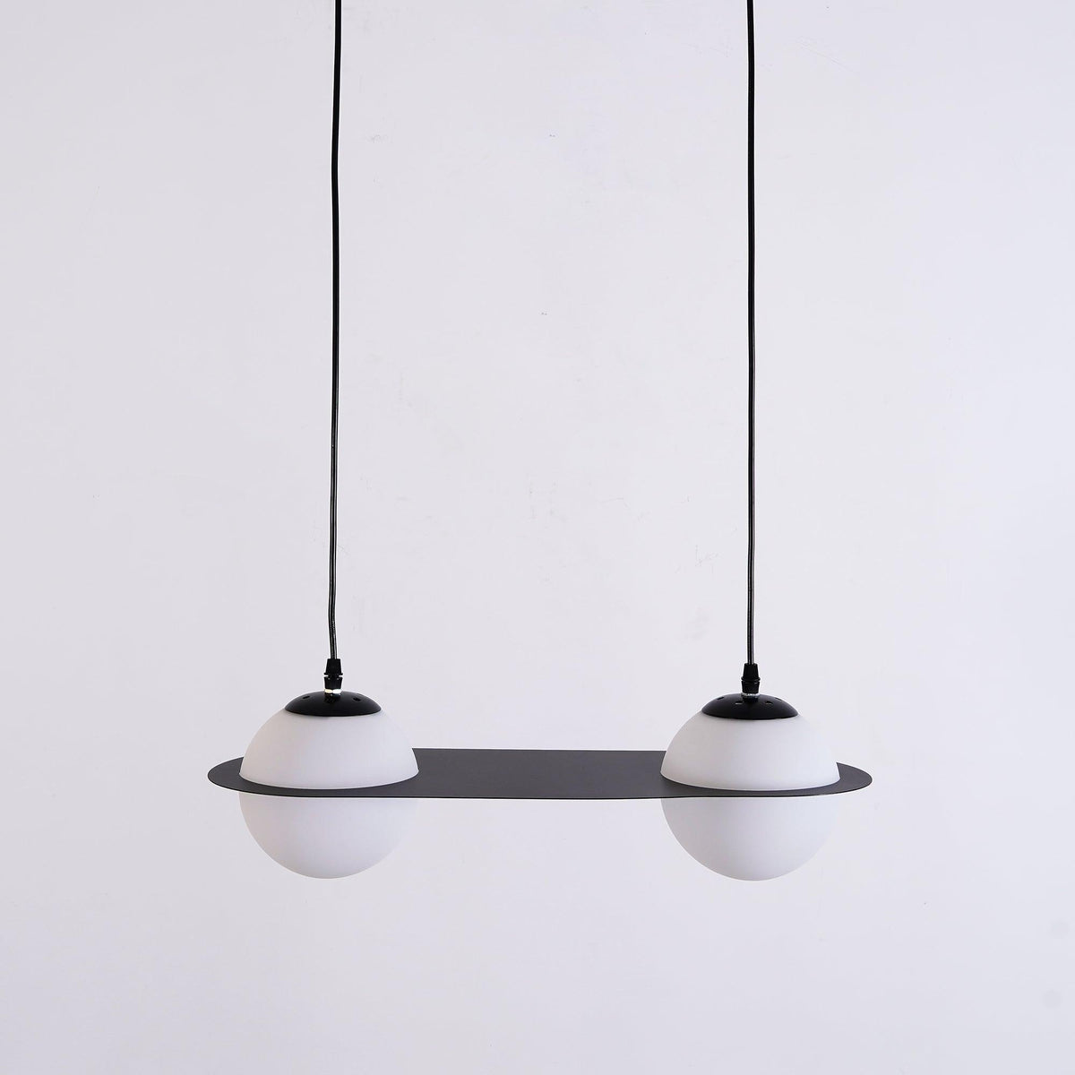 Irenol czarna lampa wisząca w stylu nowoczesnym Laurent