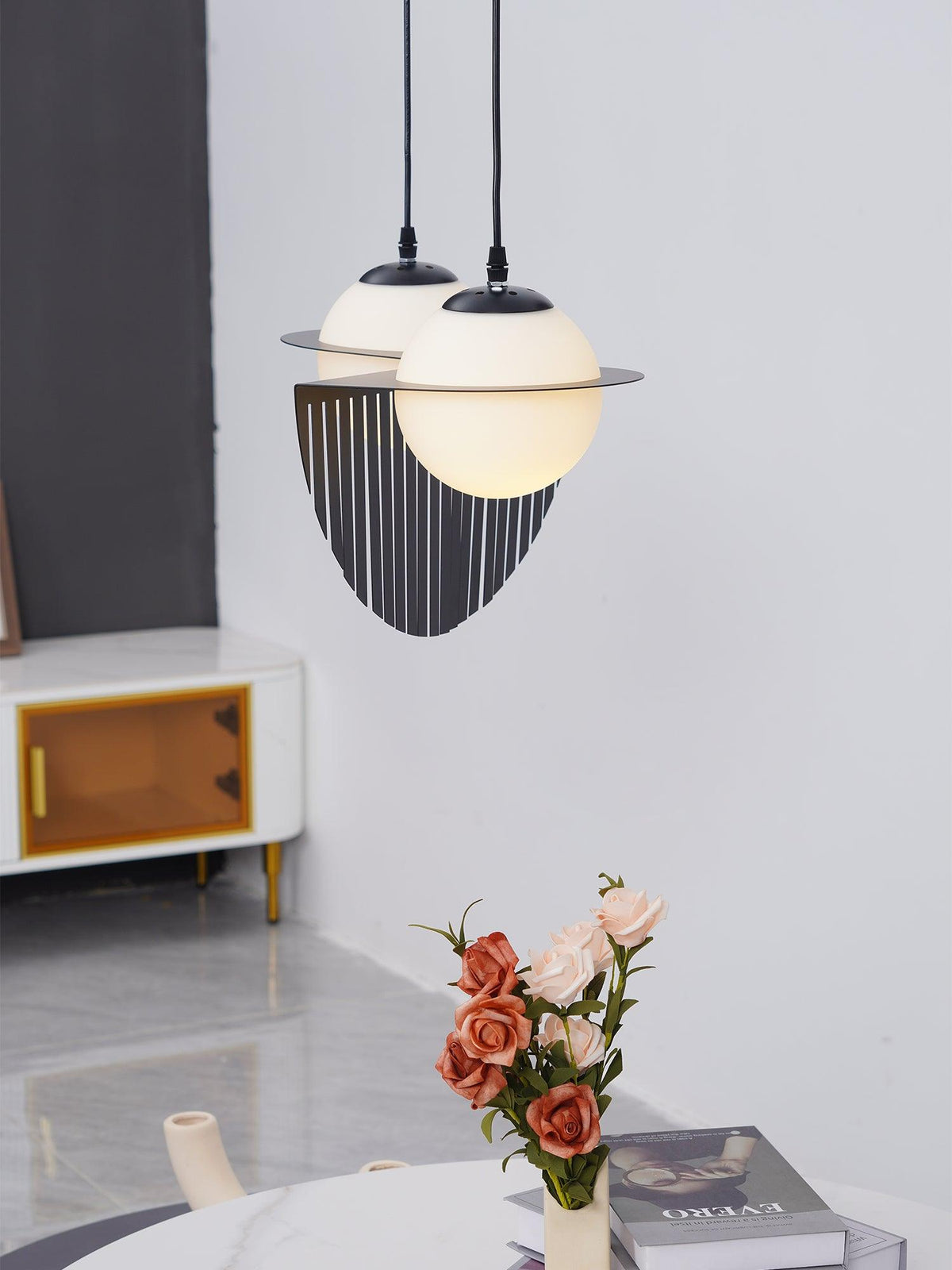 Irenol czarna lampa wisząca w stylu nowoczesnym Laurent