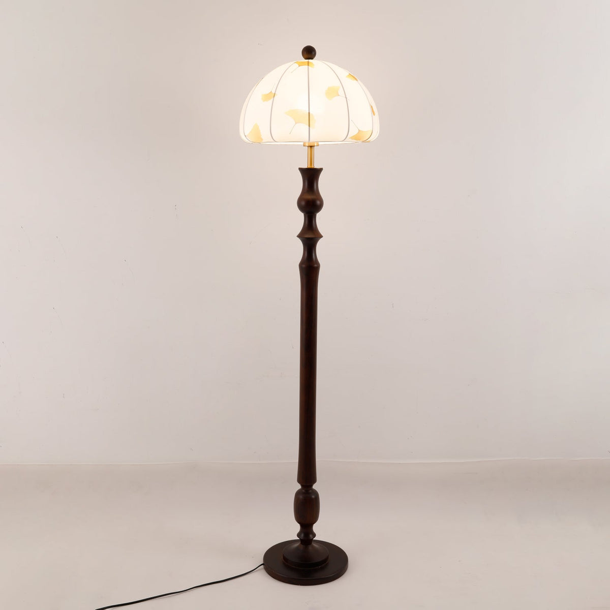 Ginkgore drewniana lampa stojąca z płótna