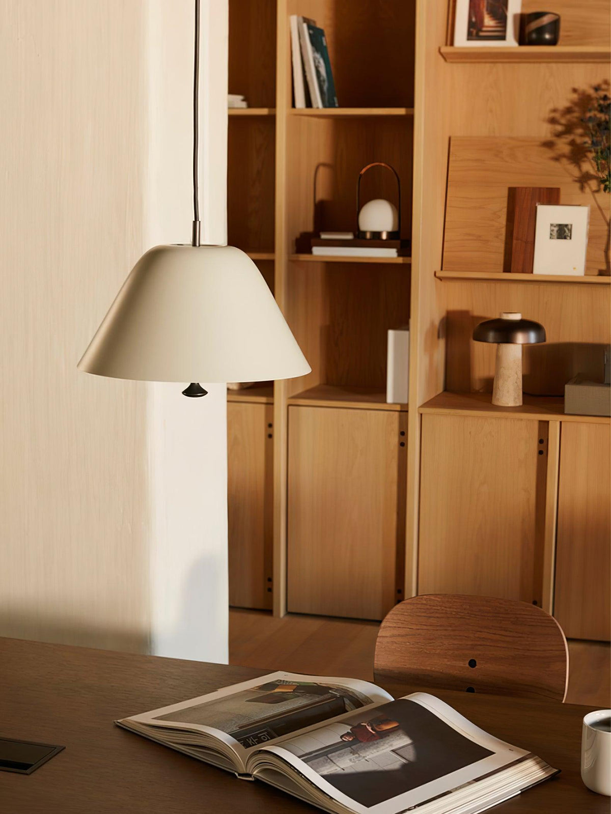 Evir lampa wisząca ze szkła z mosiądzu minimalistyczna