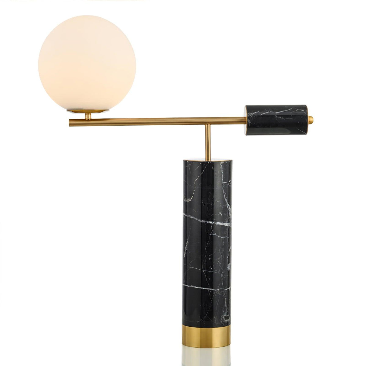 Vathayre minimalistyczna lampa stołowa z marmuru