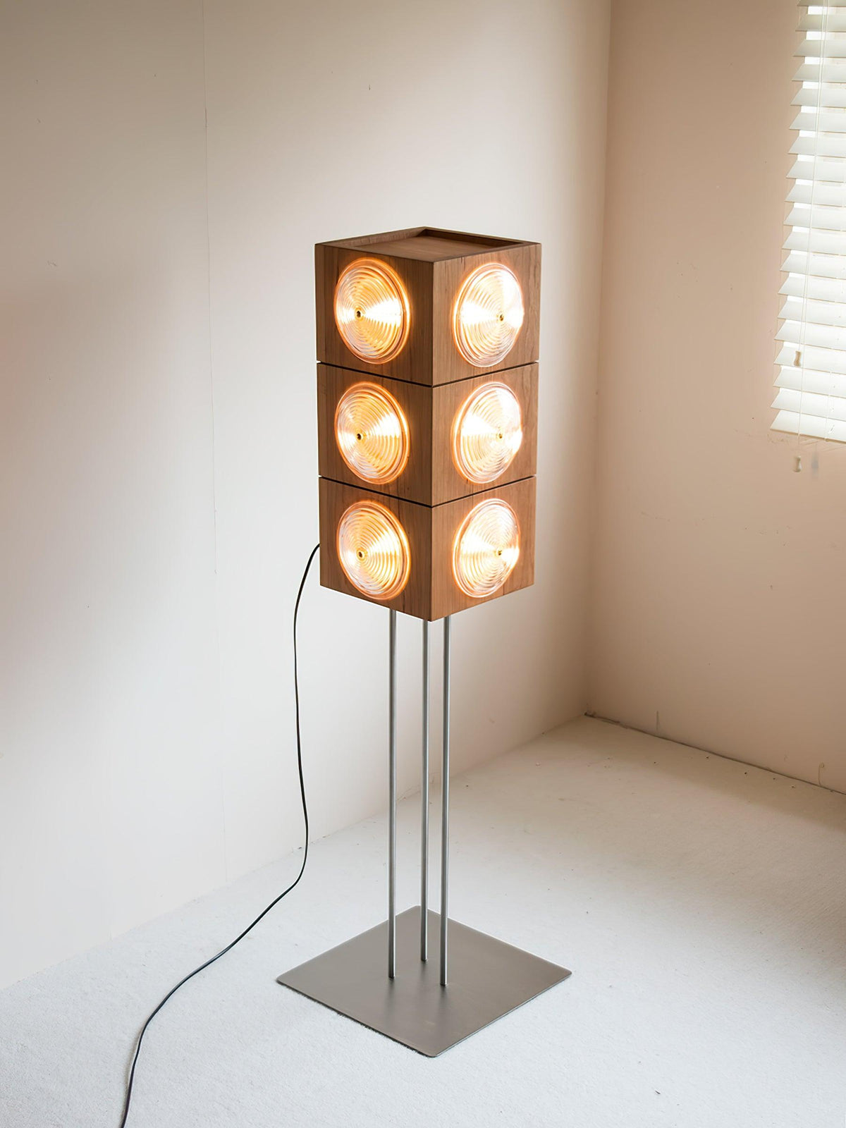 Avraearae Modułowa lampa stojąca z drewna