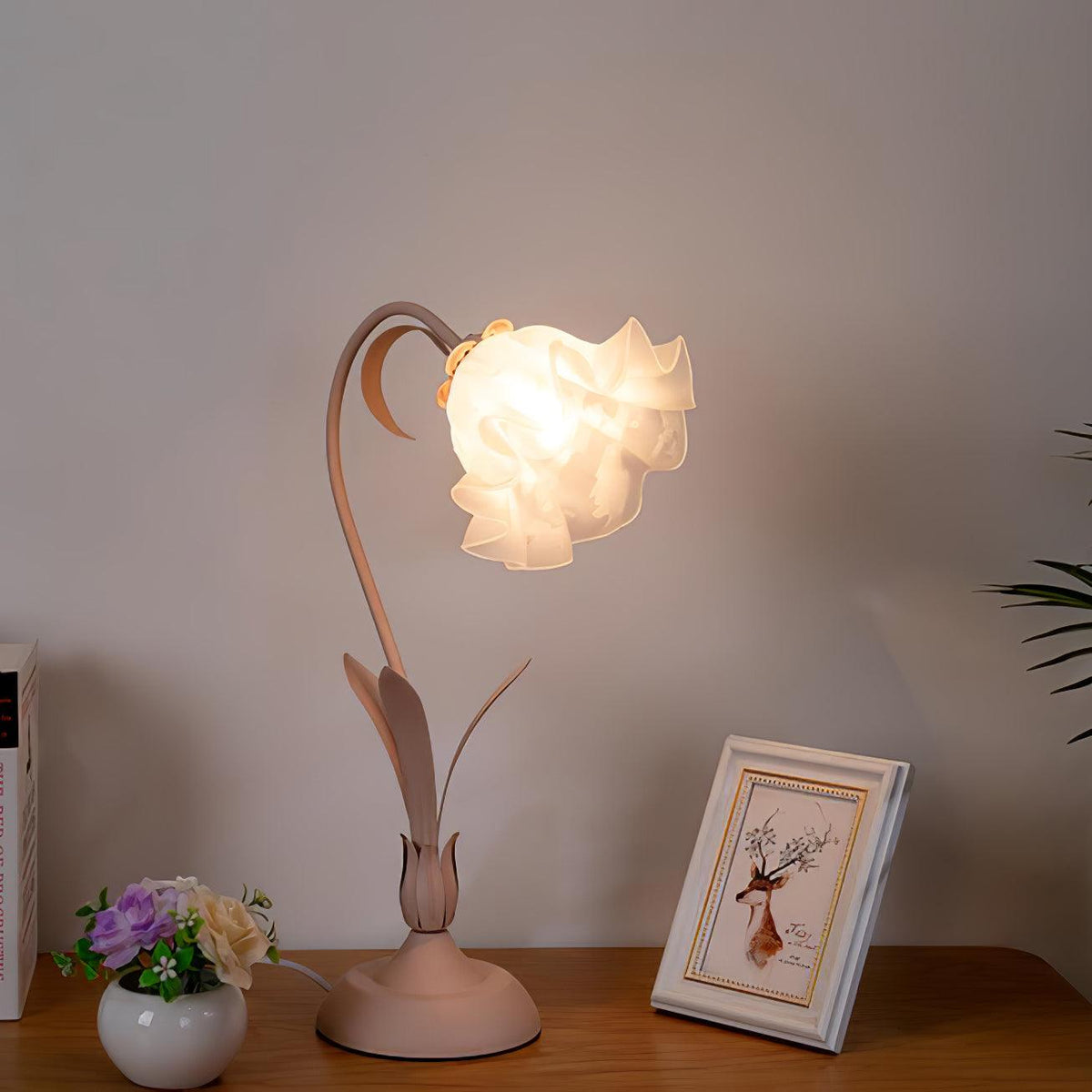 Zorien lampa stołowa z akrylowym wzorem kwiatowym