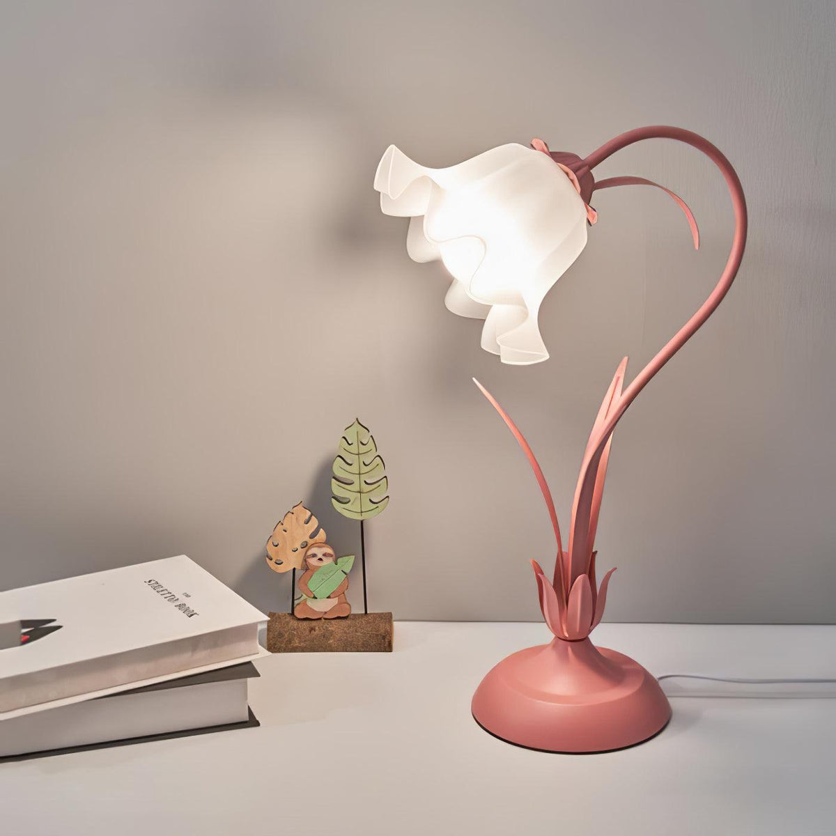 Zorien lampa stołowa z akrylowym wzorem kwiatowym