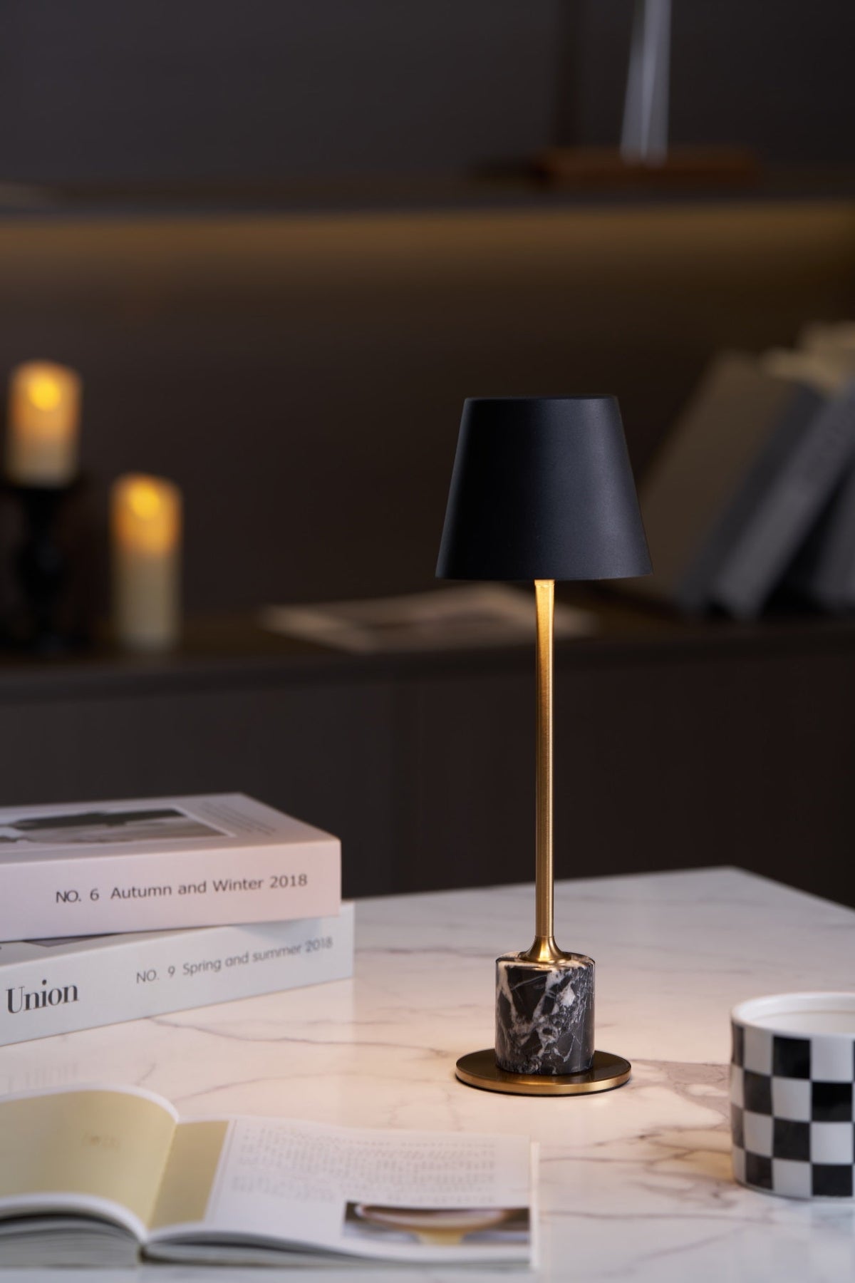 Lampa stołowa Penny minimalistyczna