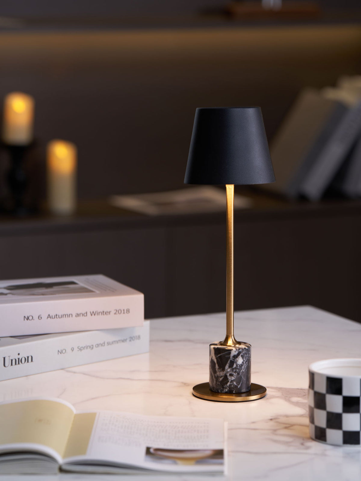 Lampa stołowa Penny minimalistyczna