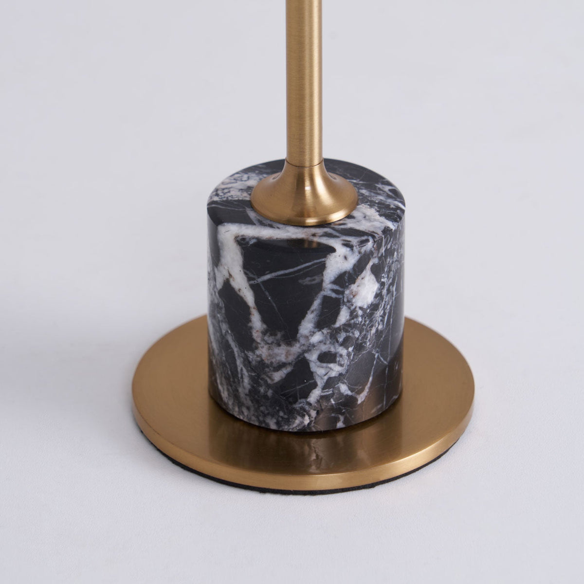 Lampa stołowa Penny minimalistyczna