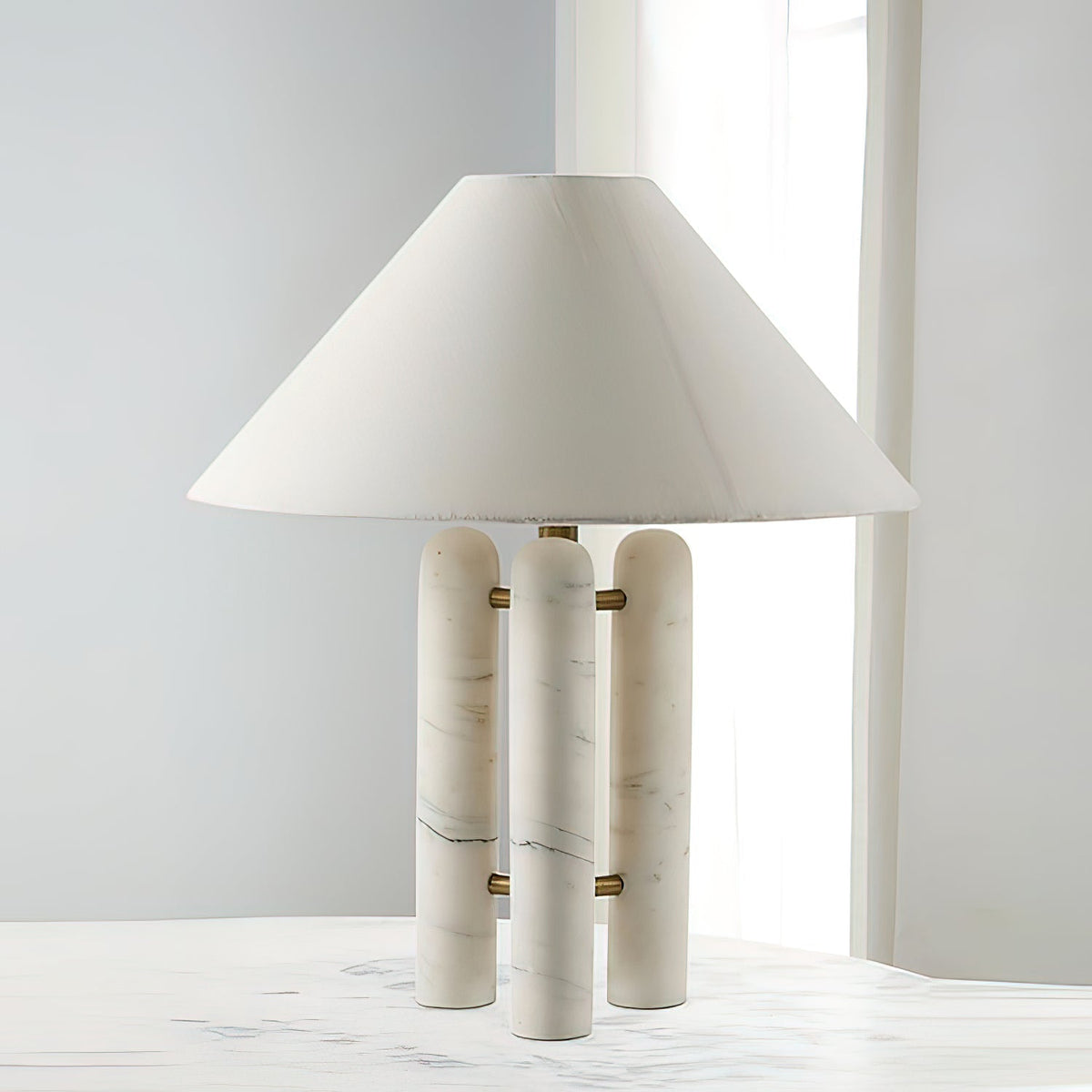 Trio nowoczesna lampa stołowa z marmuru