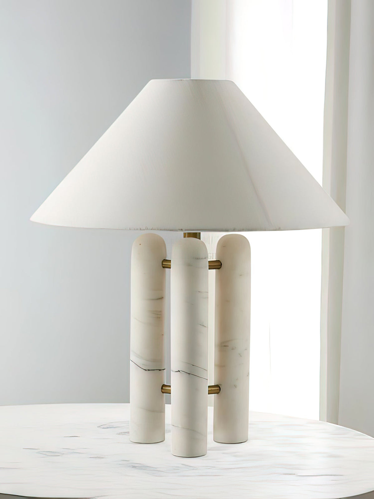 Trio nowoczesna lampa stołowa z marmuru