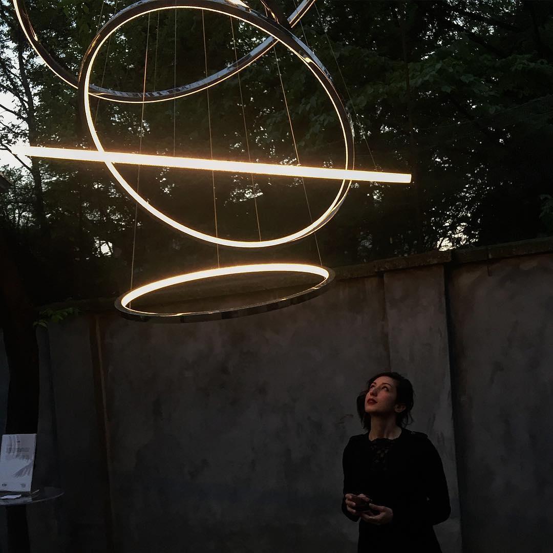 Serenitas Orbit żyrandol