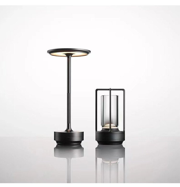 Solvane ładowalna lampa stołowa